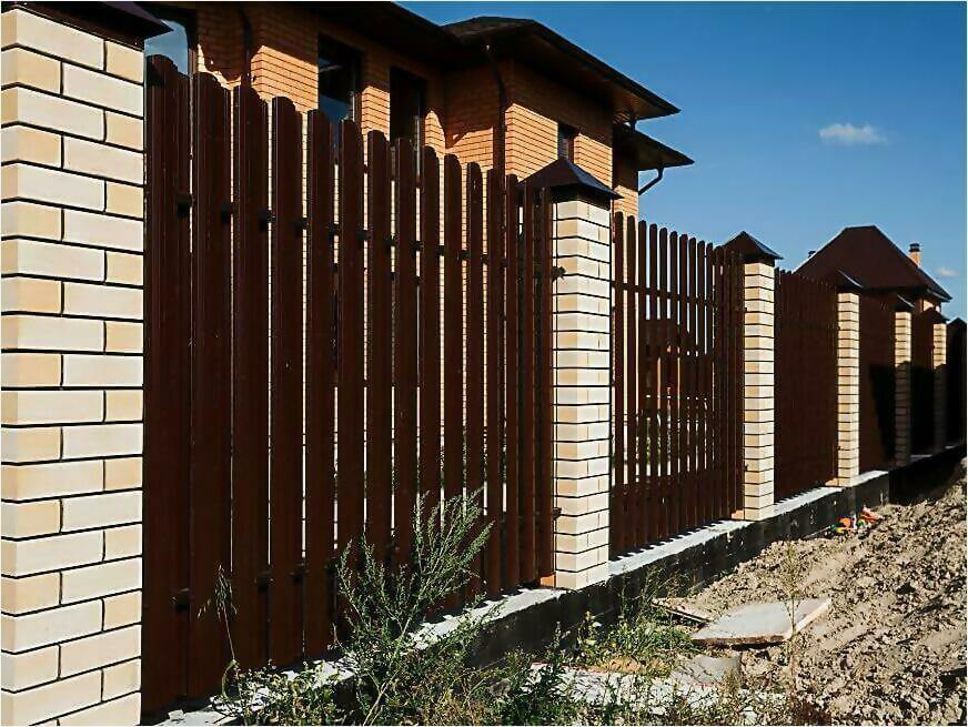 забор из штакетника 115м фото1 в Рубежном