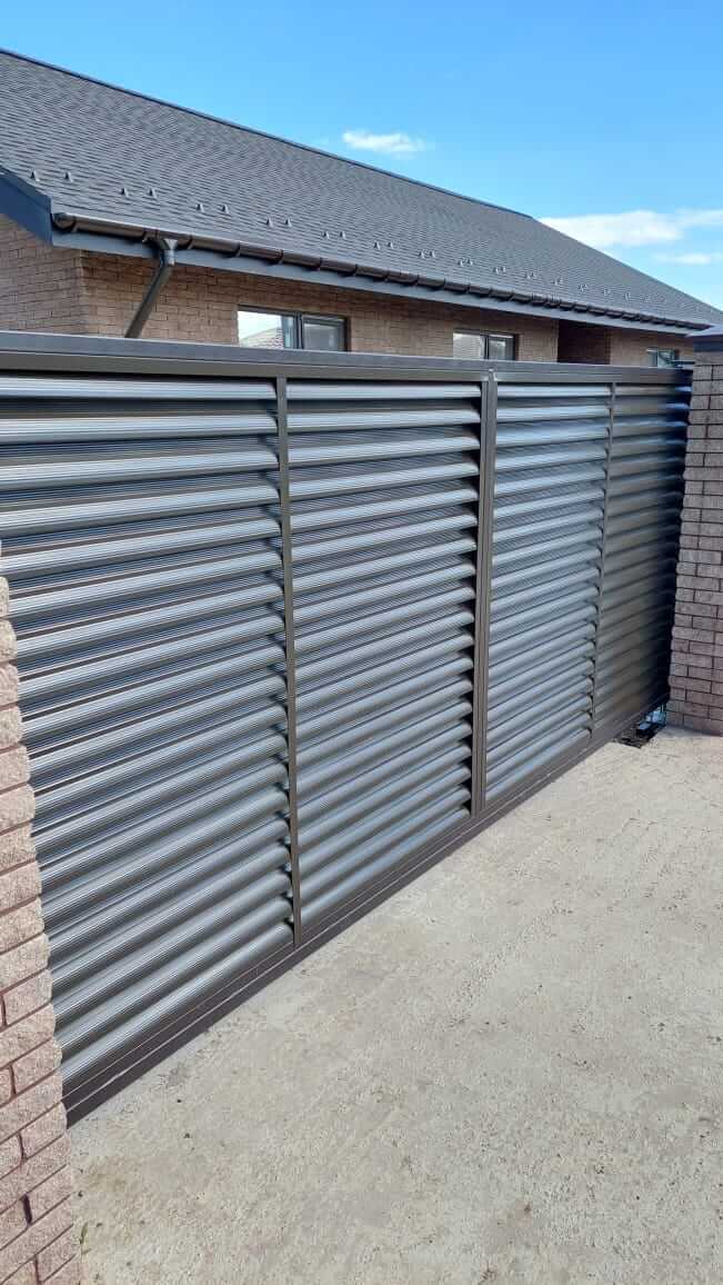 забор-жалюзи темный шоколад фото5 в Рубежном