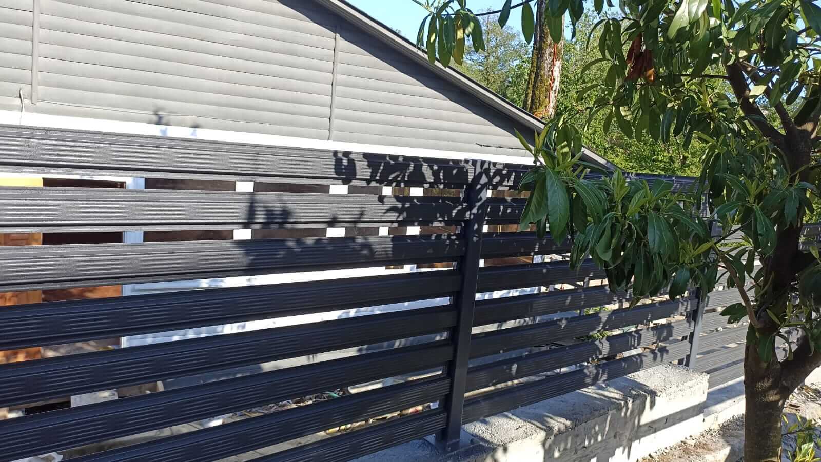 Забор из штакетника 90м RAL7024/7024 Серый Графит фото7 в Рубежном