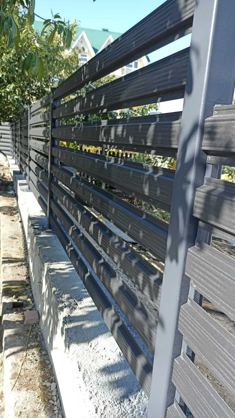 Забор из штакетника 90м RAL7024/7024 Серый Графит фото3 в Рубежном