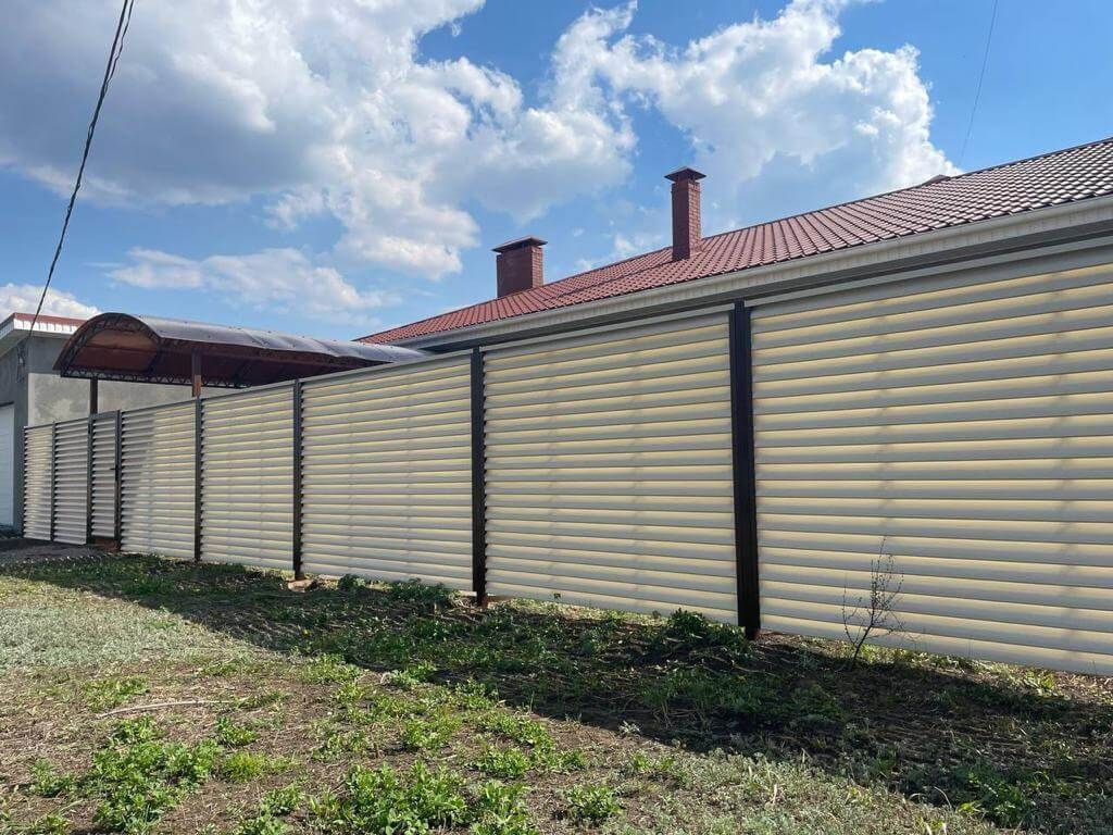 Забор из ламелей Еврожалюзи 25м RAL1015/1015 Слоновая Кость двусторонний в Рубежном