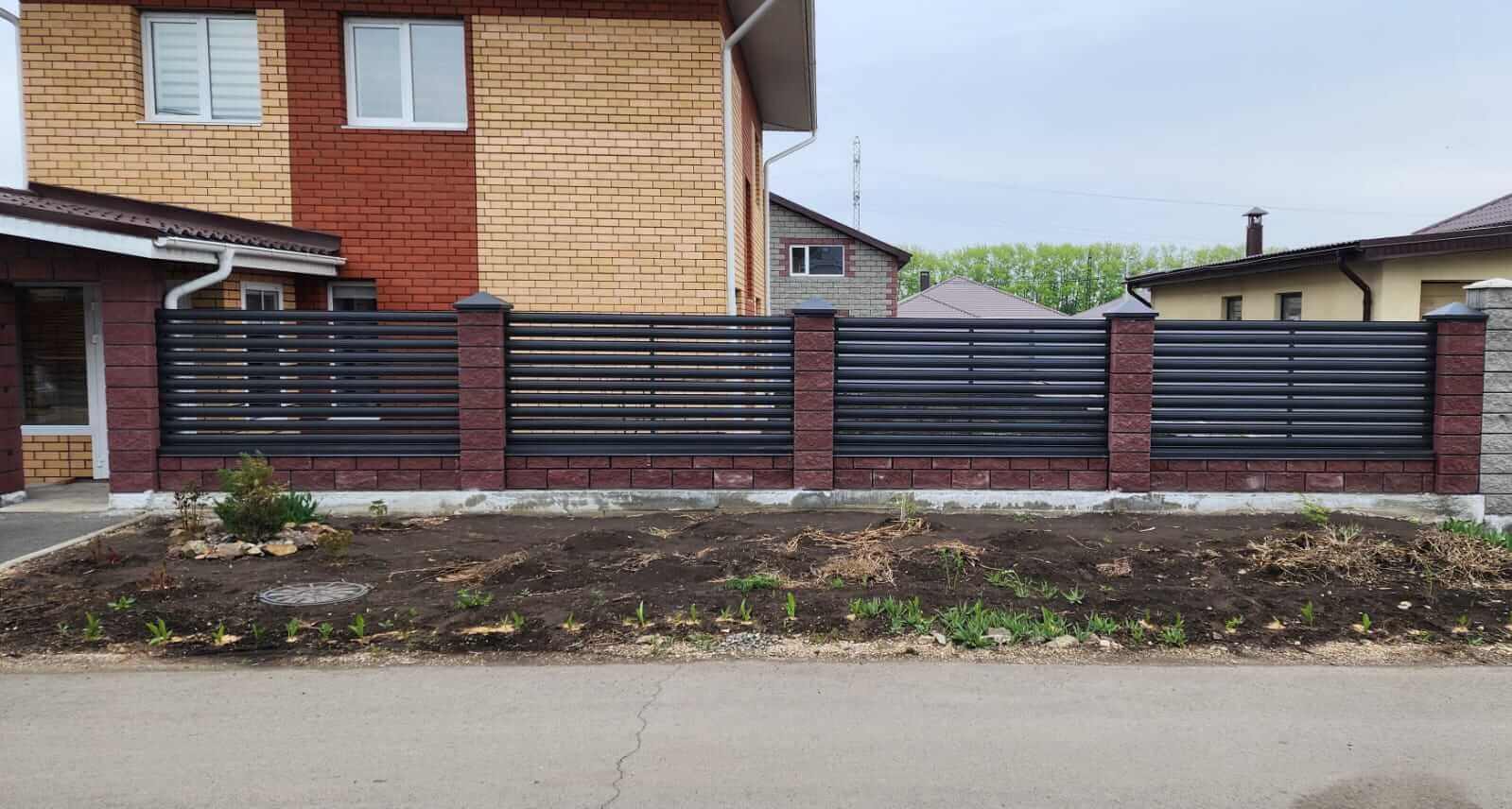 Забор-ранчо из штакетника 21м RAL7024/7024 Серый Графит МАТТЕ фото 8 в Рубежном