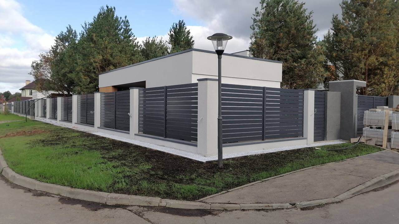 Забор-ранчо из металлопланкена 36м RAL7024 Серый Графит фото 7 в Рубежном