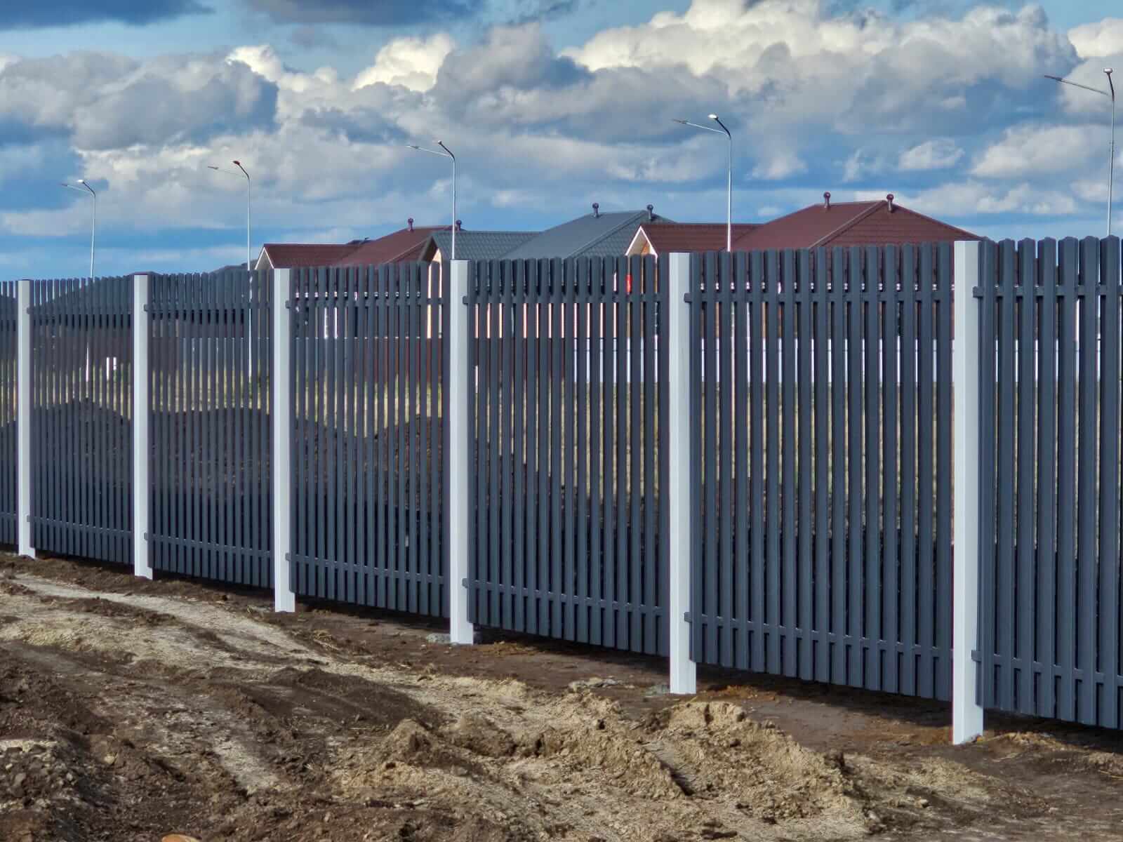 Забор из евроштакетника 234м RAL7024/7024 Серый Графит двусторонний в Рубежном